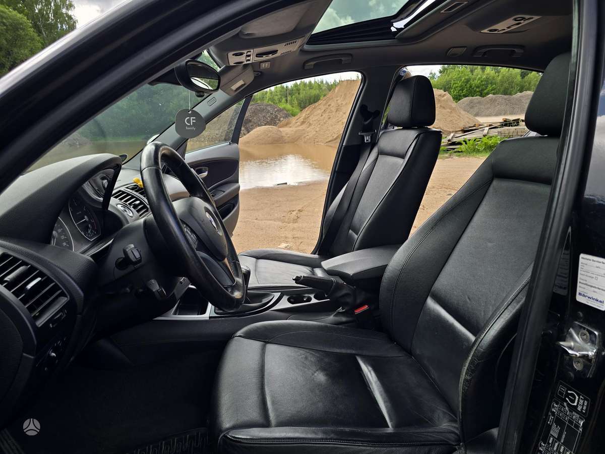 BMW 120, 2.0 l., hatchback