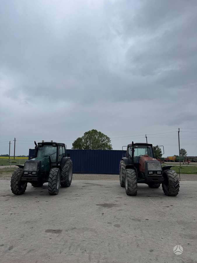 Valtra 8150, 8550, traktori