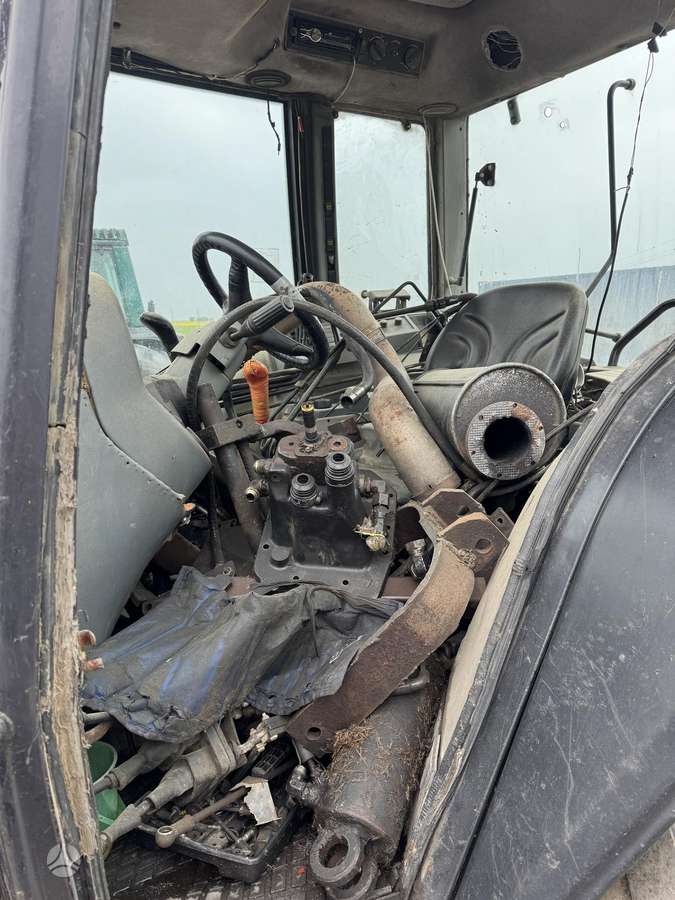 Valtra 8150, 8550, traktori