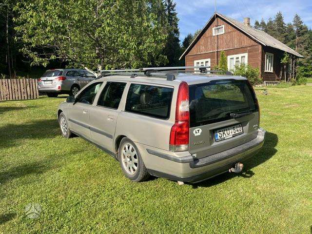 Volvo V70, 2.4 l., wagon