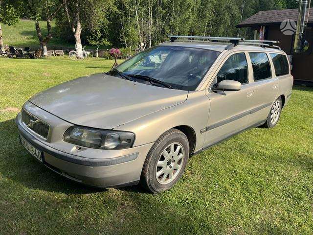 Volvo V70, 2.4 l., wagon