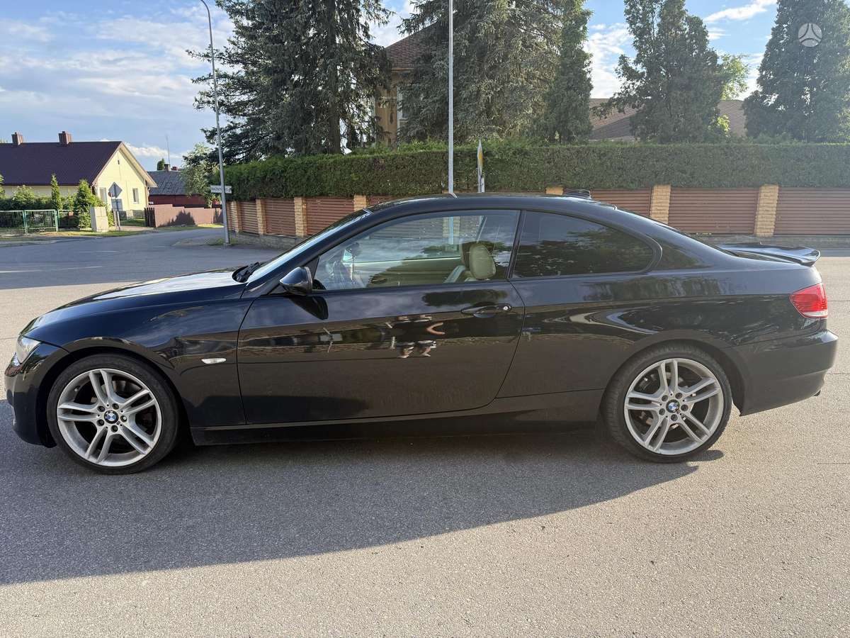 BMW 320, 2.0 l., coupe
