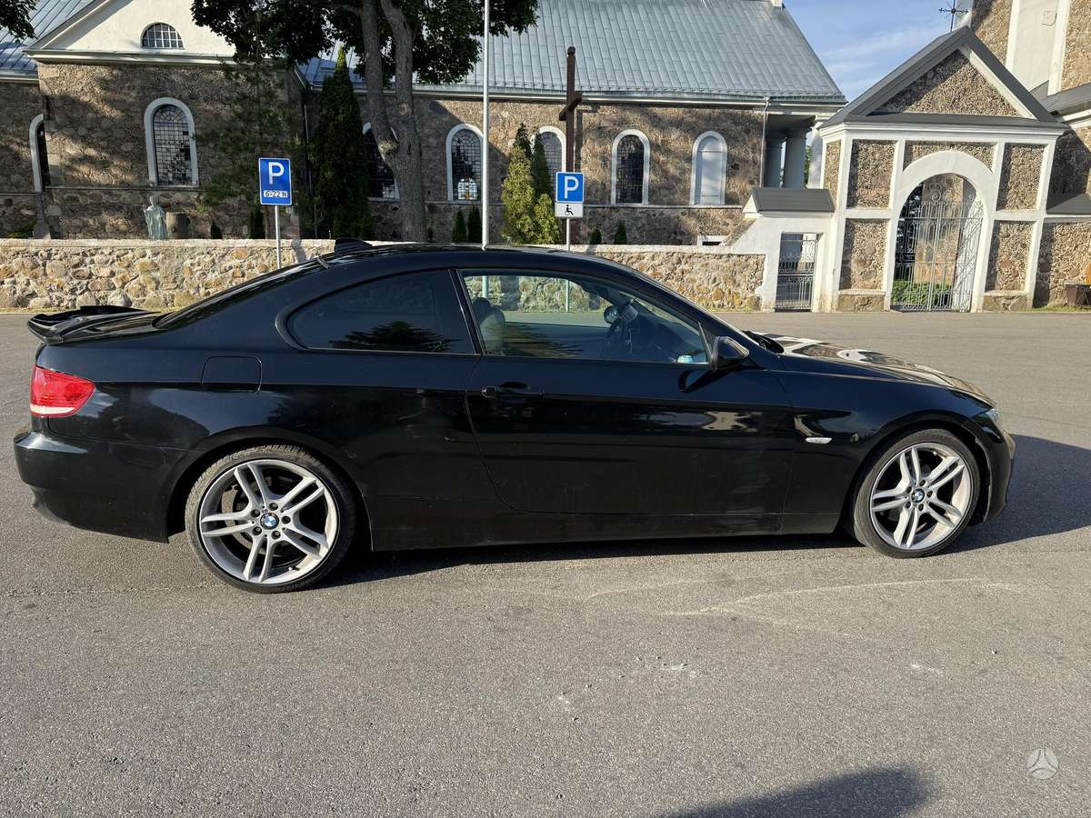 BMW 320, 2.0 l., coupe
