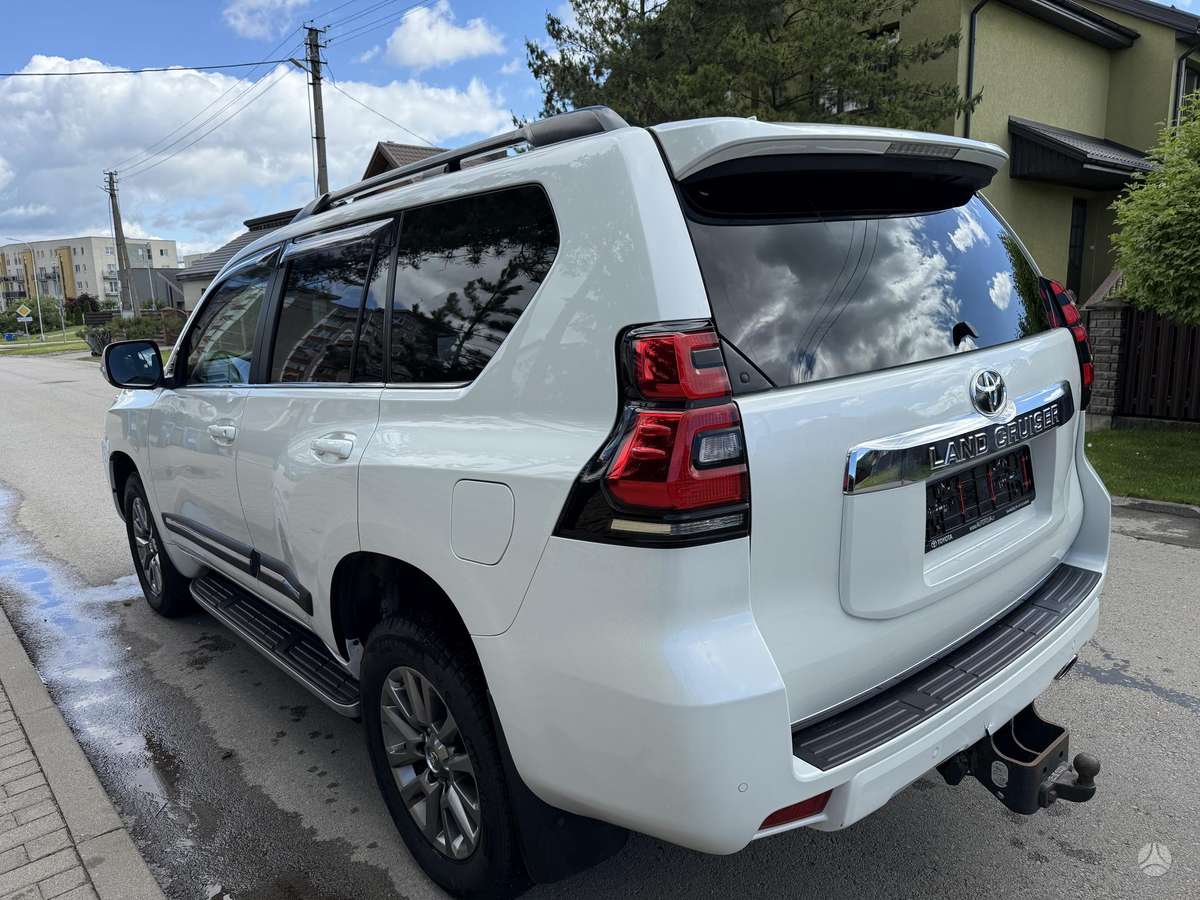 Toyota Land Cruiser - 6