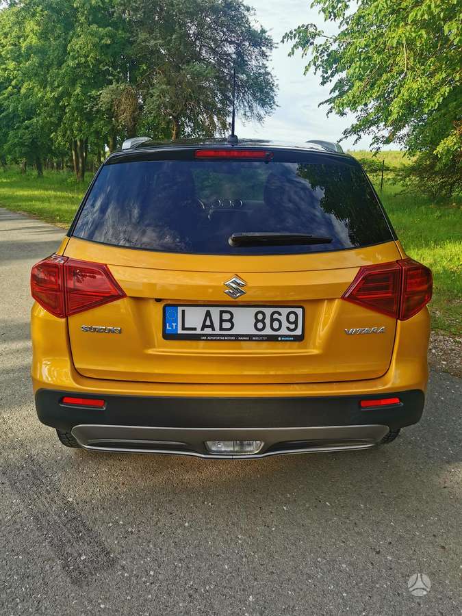 Suzuki Vitara - 10
