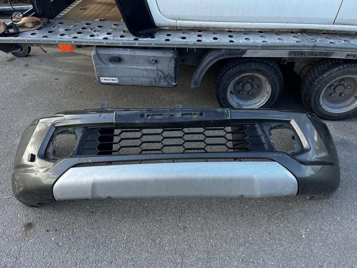 Fiat Fullback kėbulo dalys