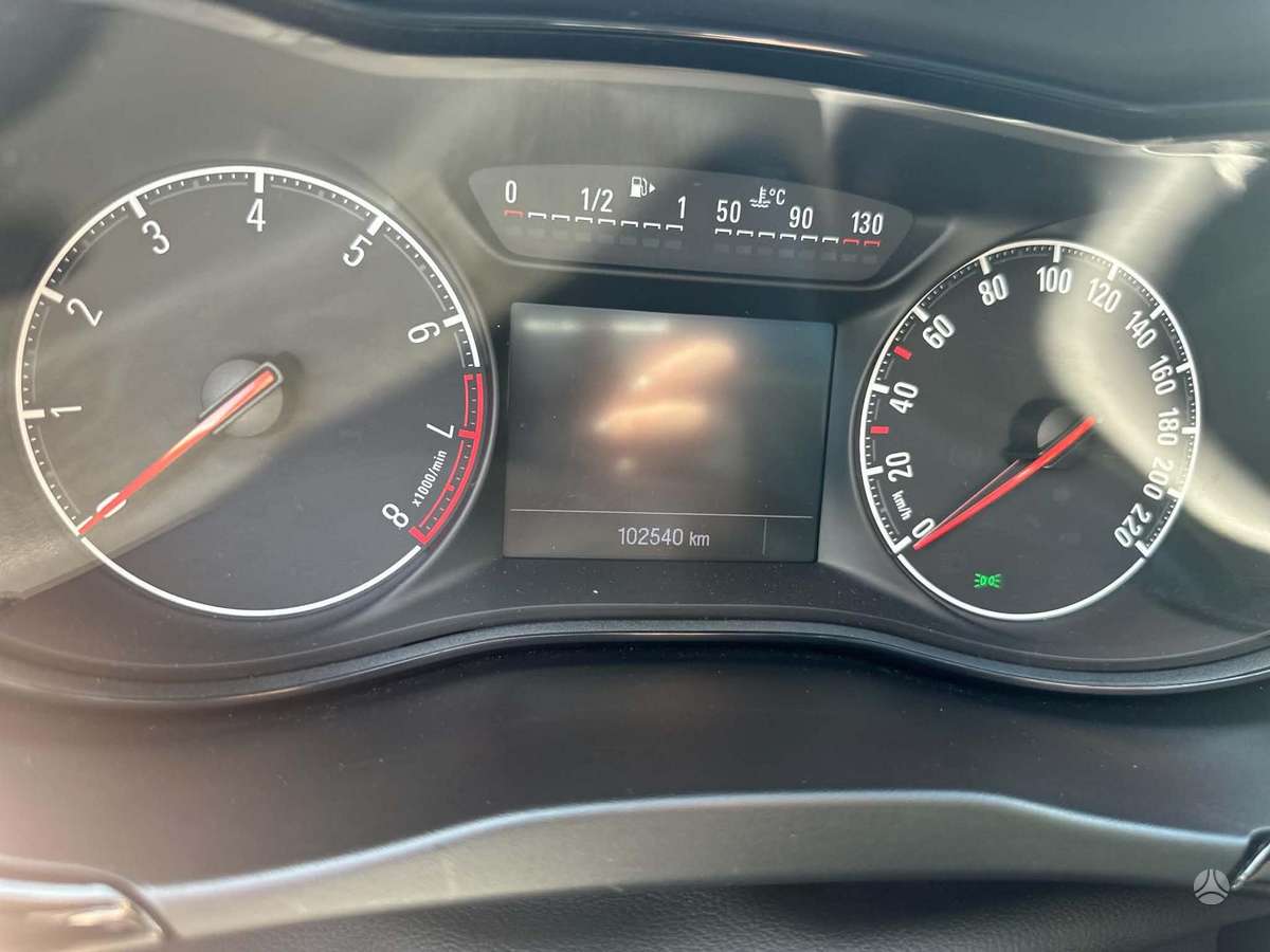 Opel Corsa, 1.4 l., Хэтчбек