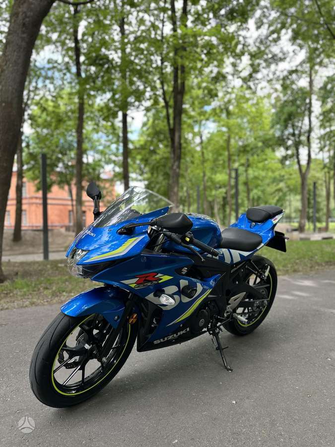 Suzuki GSX-R 125cc, superbikes