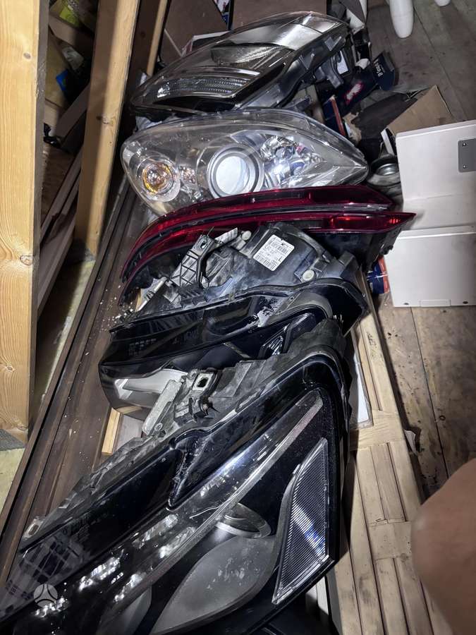 Audi A4 lights