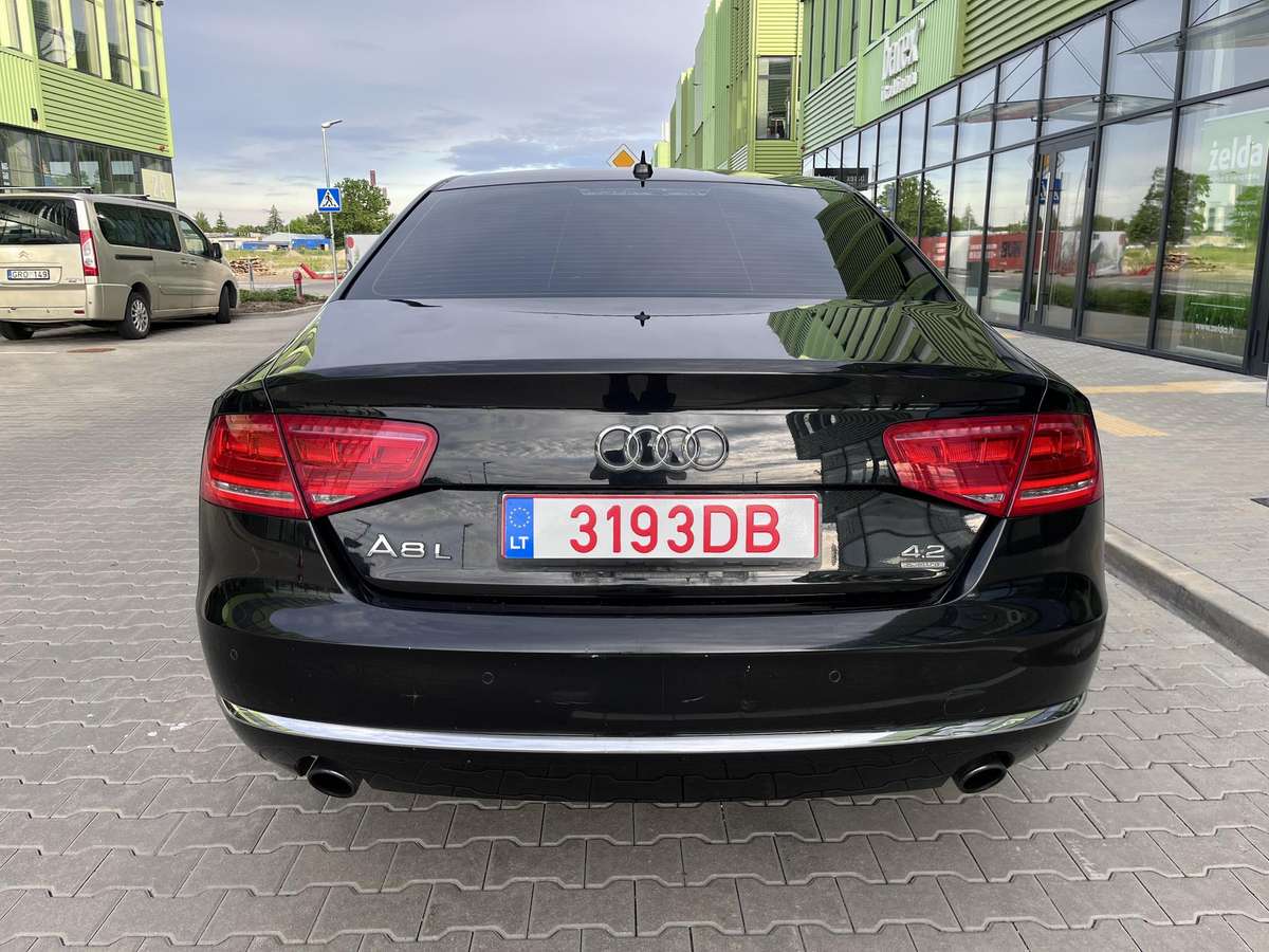Audi A8 L, 4.2 l., Лимузин