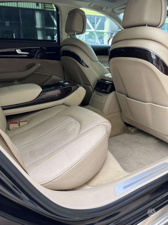 Audi A8 L, 4.2 l., Лимузин