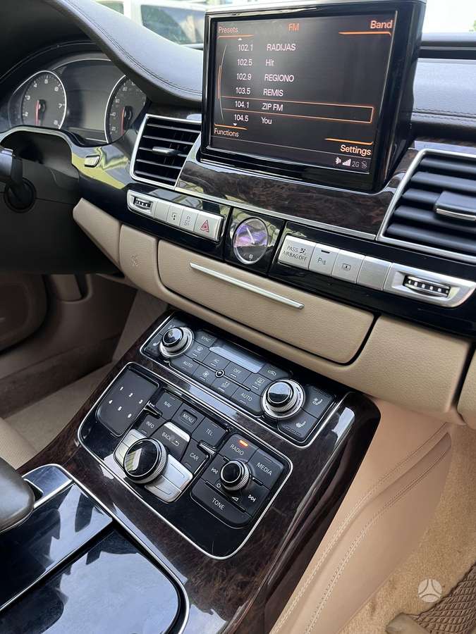 Audi A8 L, 4.2 l., Лимузин
