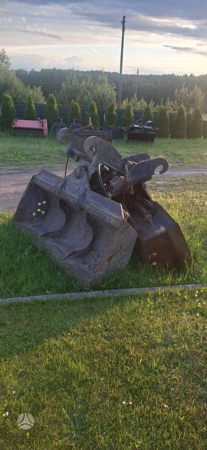 -Kita- Cw30, kaušai