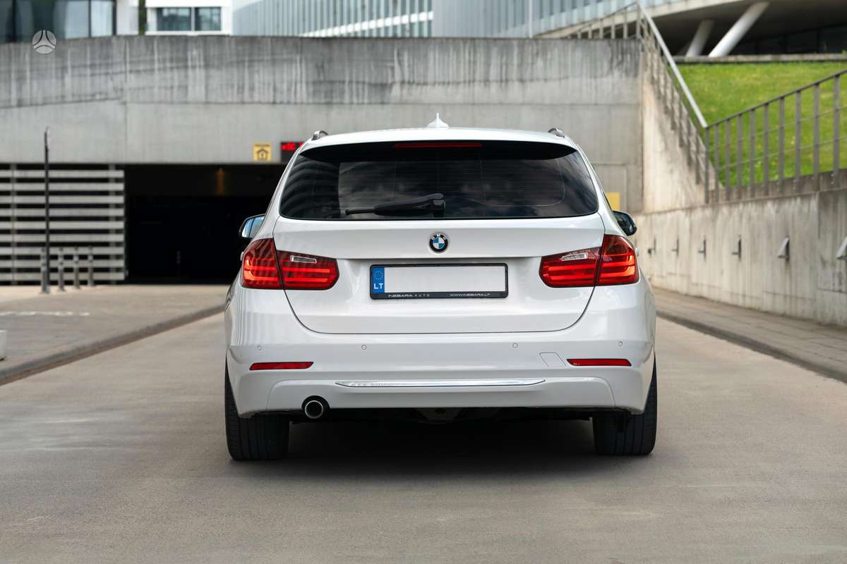 BMW 320, 2.0 l., Универсал