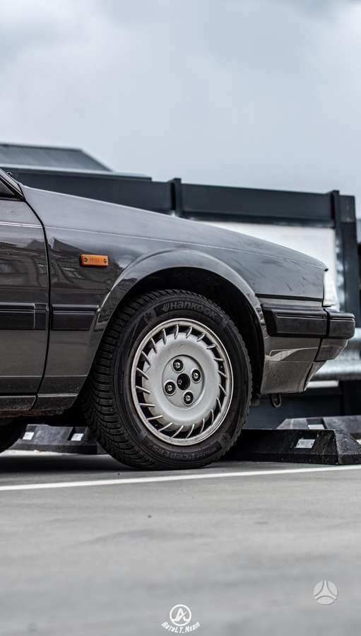 Mazda 626, 2.0 l., Хэтчбек