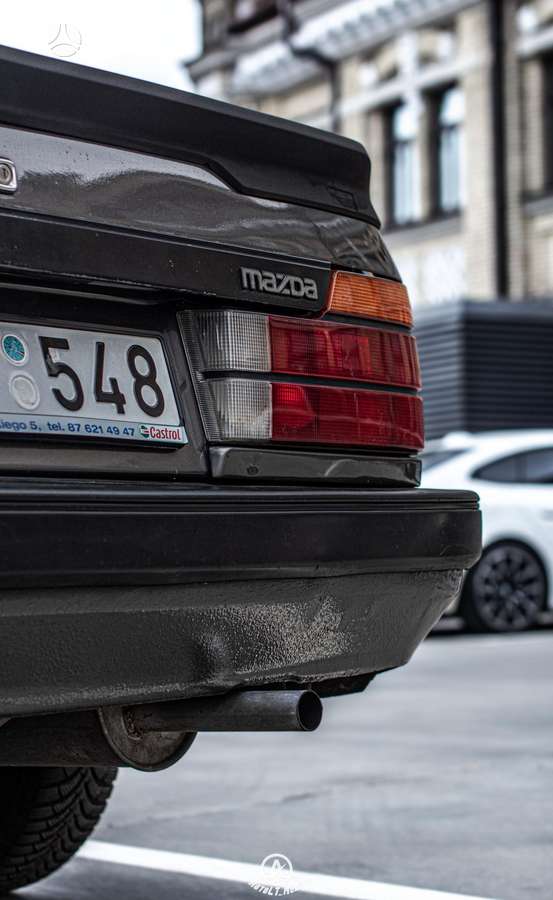 Mazda 626, 2.0 l., hatchback