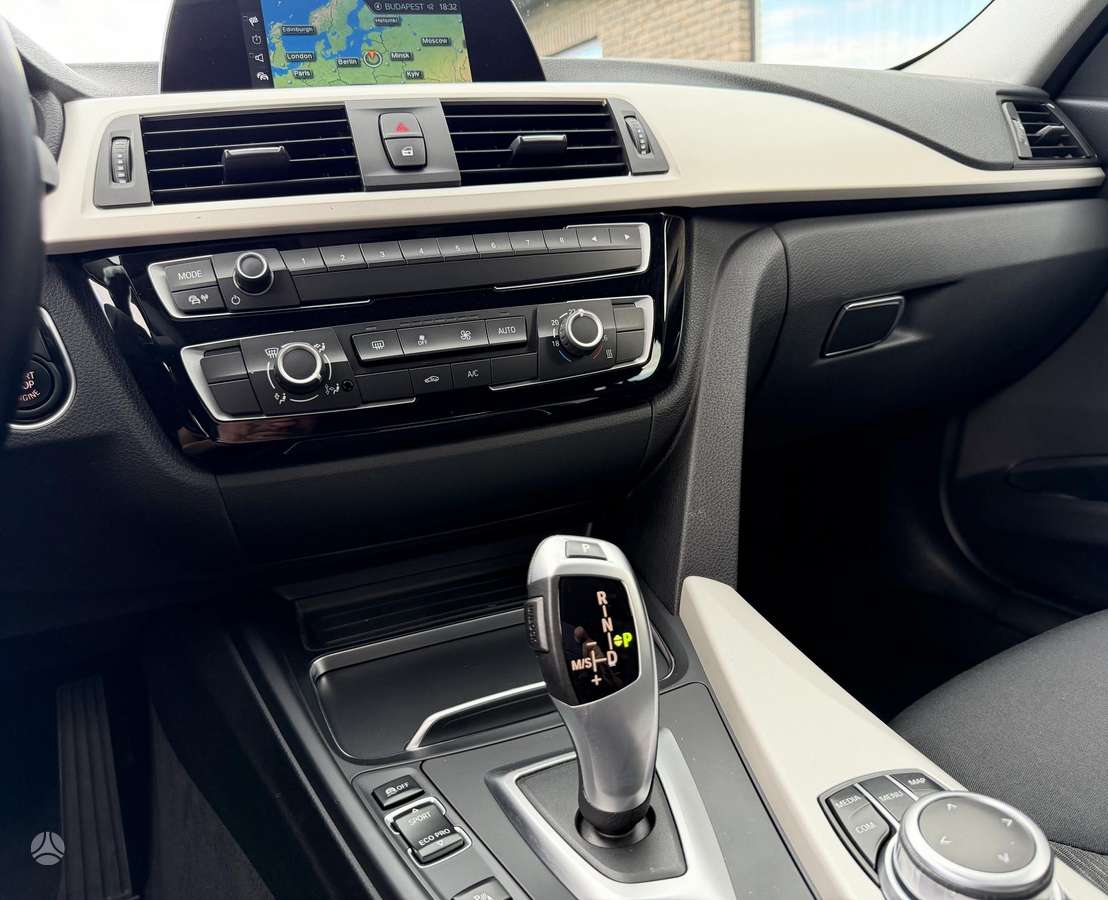 BMW 318, 2.0 l., Универсал
