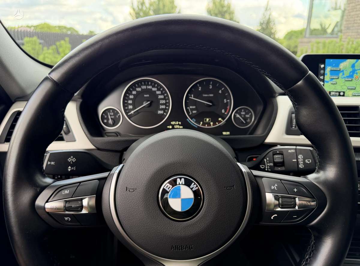 BMW 318, 2.0 l., wagon