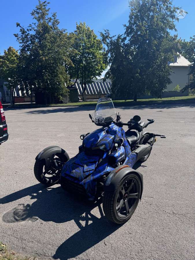 Can-Am Ryker 900cc, трициклы