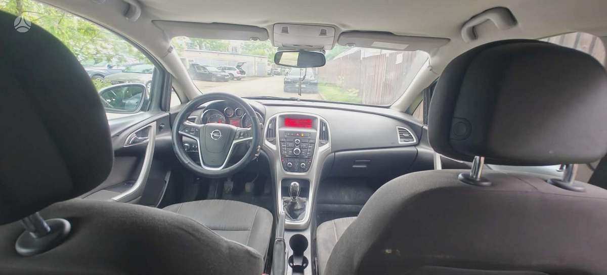 Opel Astra, 1.7 l., hatchback