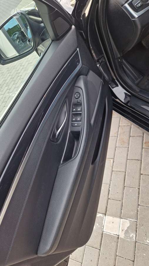 BMW 520, 2.0 l., Седан