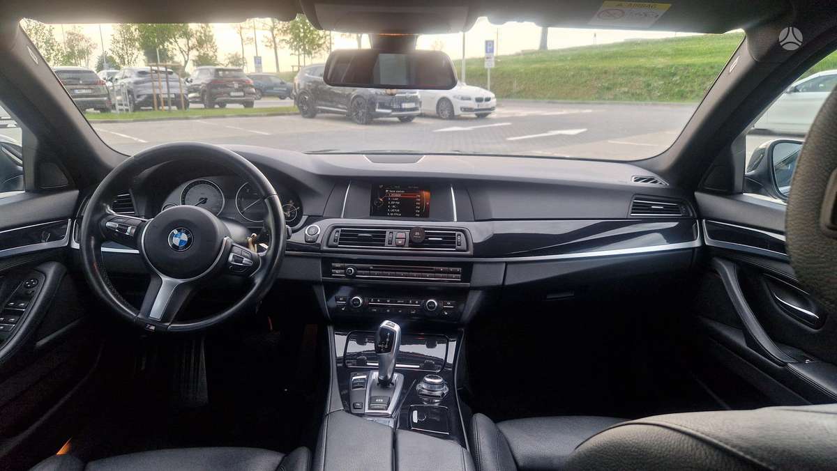 BMW 520, 2.0 l., Седан
