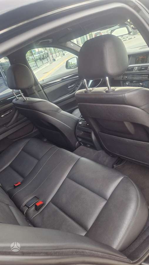 BMW 520, 2.0 l., Седан