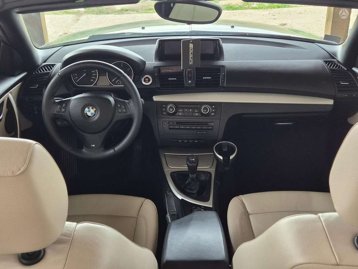 BMW 120, 2.0 l., Кабриолет