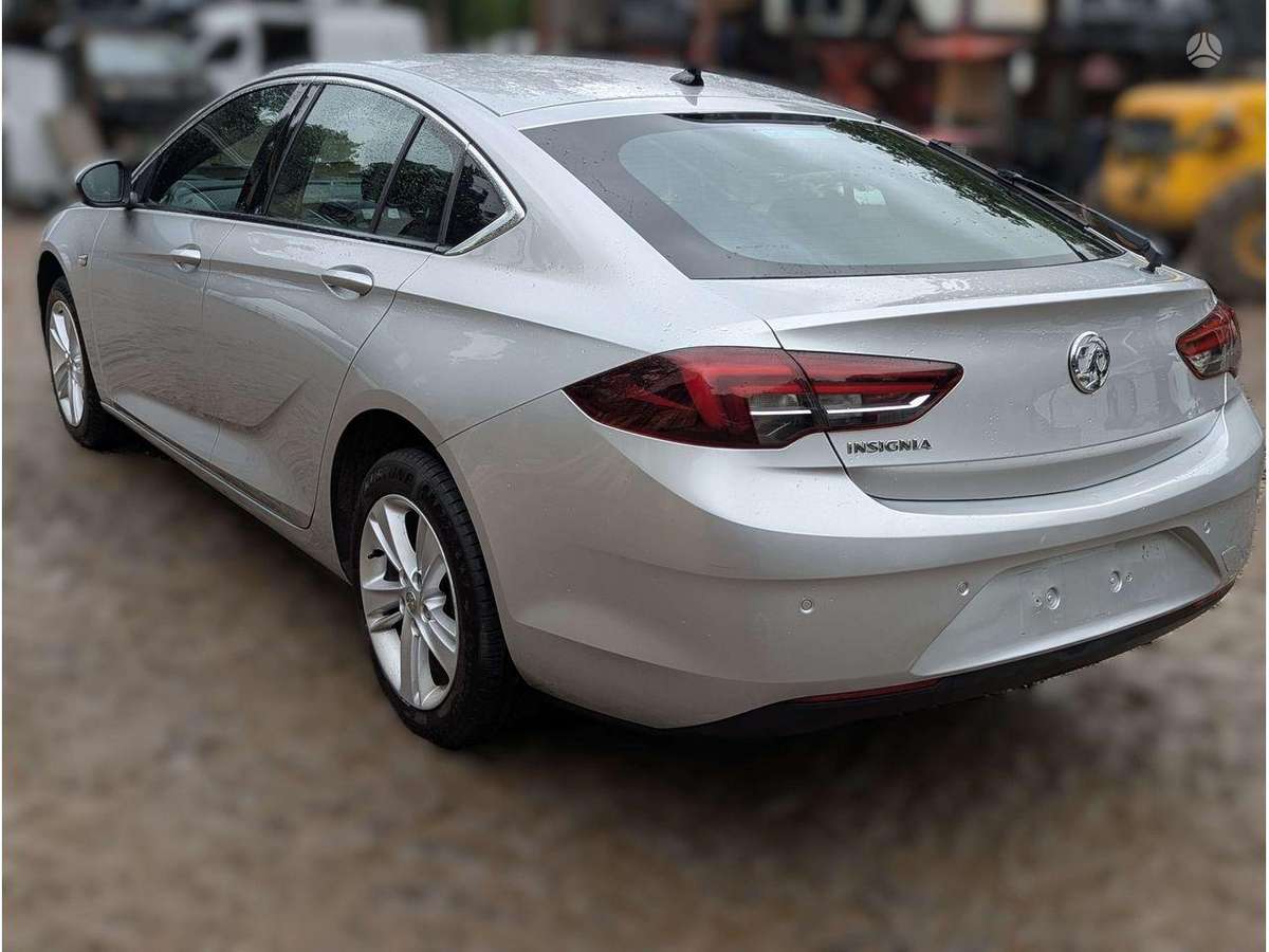 Opel Insignia dzinējs