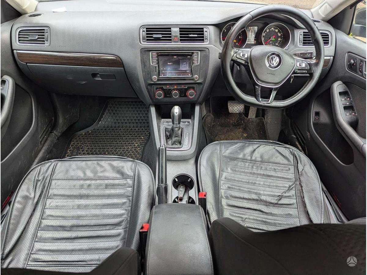 Volkswagen Jetta engine