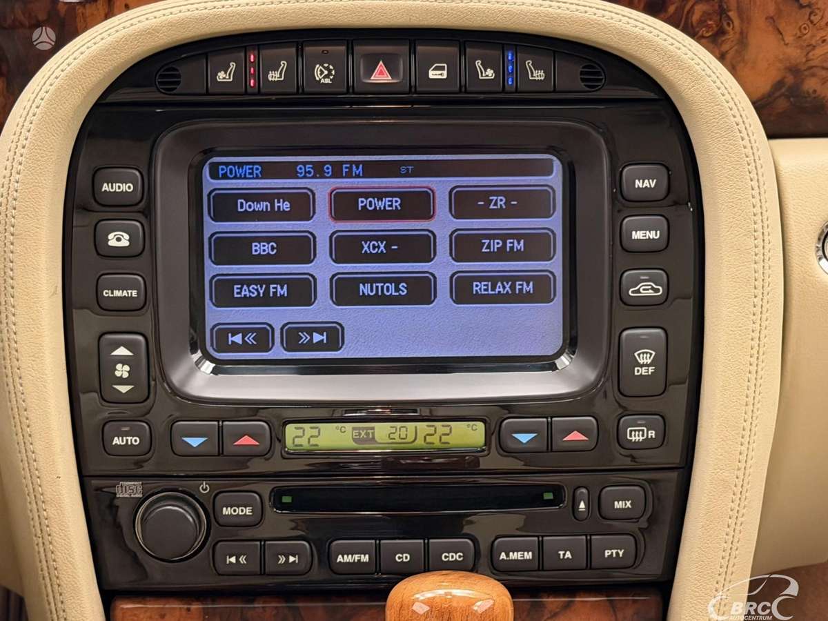 Jaguar XJ, 4.2 l., Седан