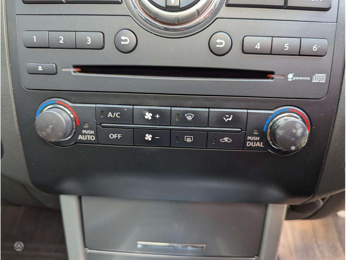 Nissan Navara двигатель