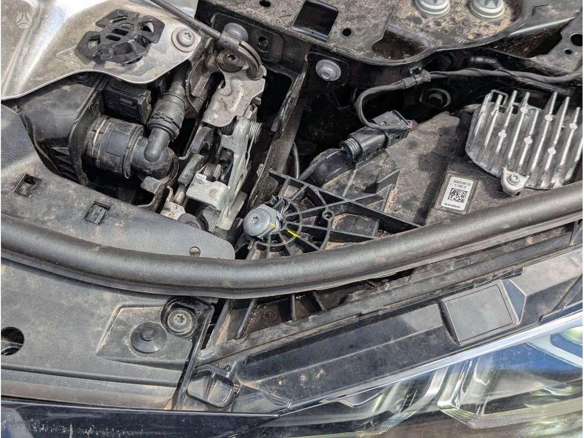 BMW i4 engine