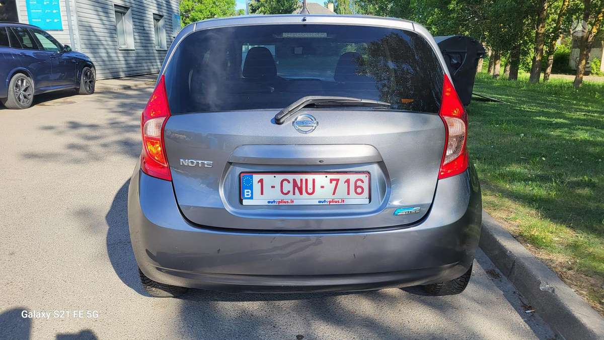 Nissan Note, 1.5 l., Хэтчбек