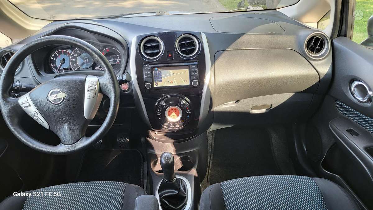 Nissan Note, 1.5 l., hatchback