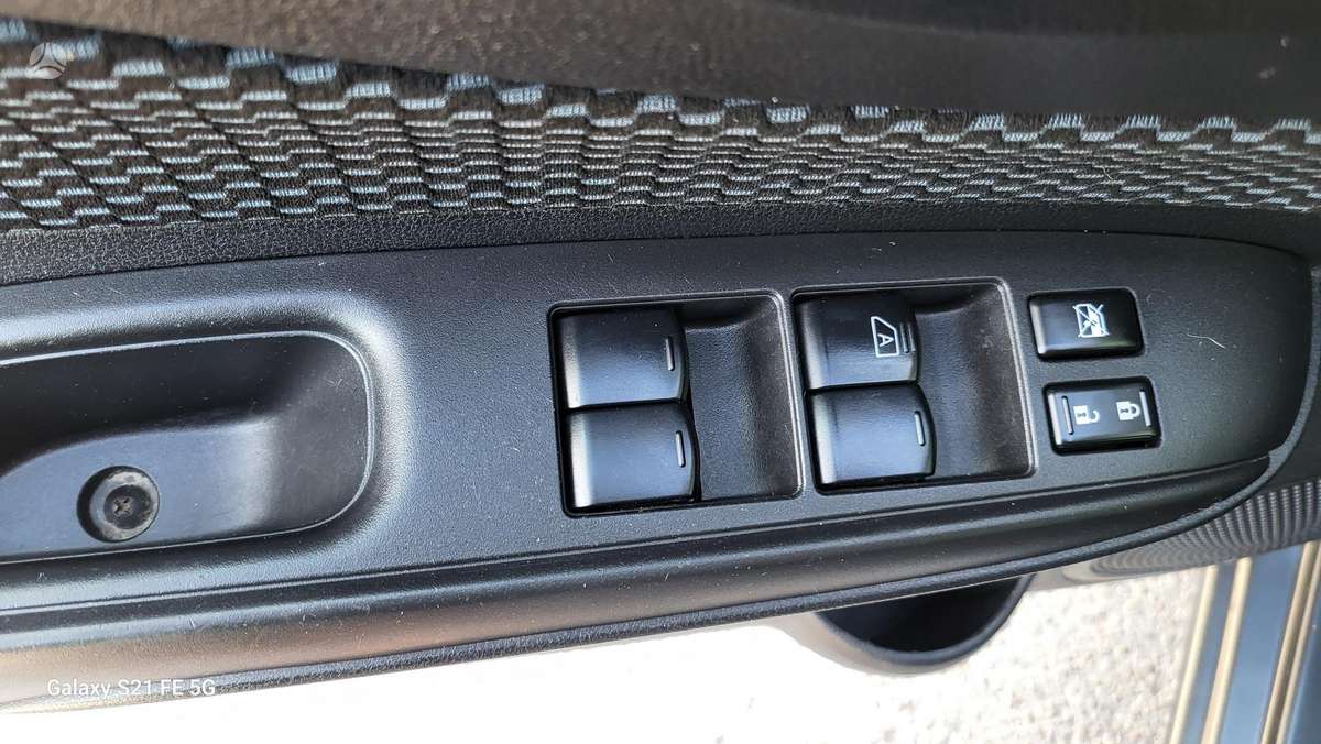 Nissan Note, 1.5 l., hatchback