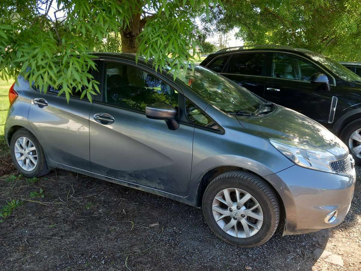 Nissan Note, 1.5 l., hatchback