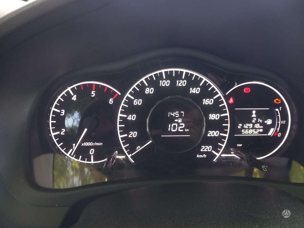 Nissan Note, 1.5 l., Хэтчбек