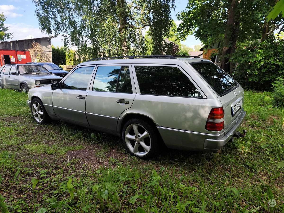 Mercedes-Benz E250, 2.5 l., Универсал