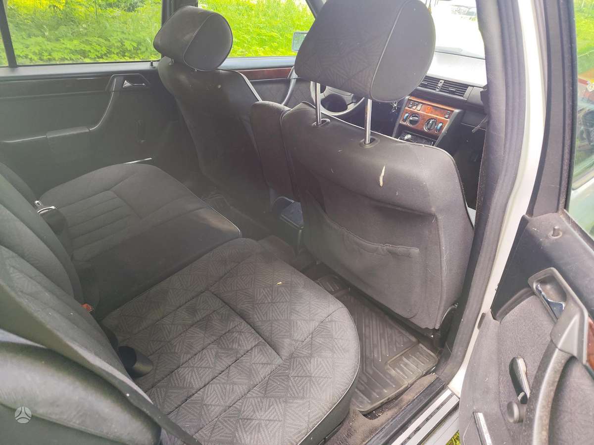 Mercedes-Benz E250, 2.5 l., Универсал