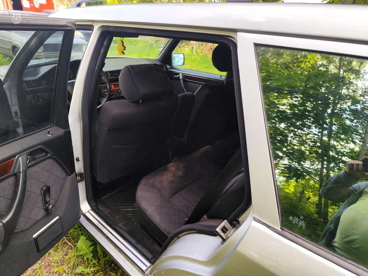 Mercedes-Benz E250, 2.5 l., Универсал