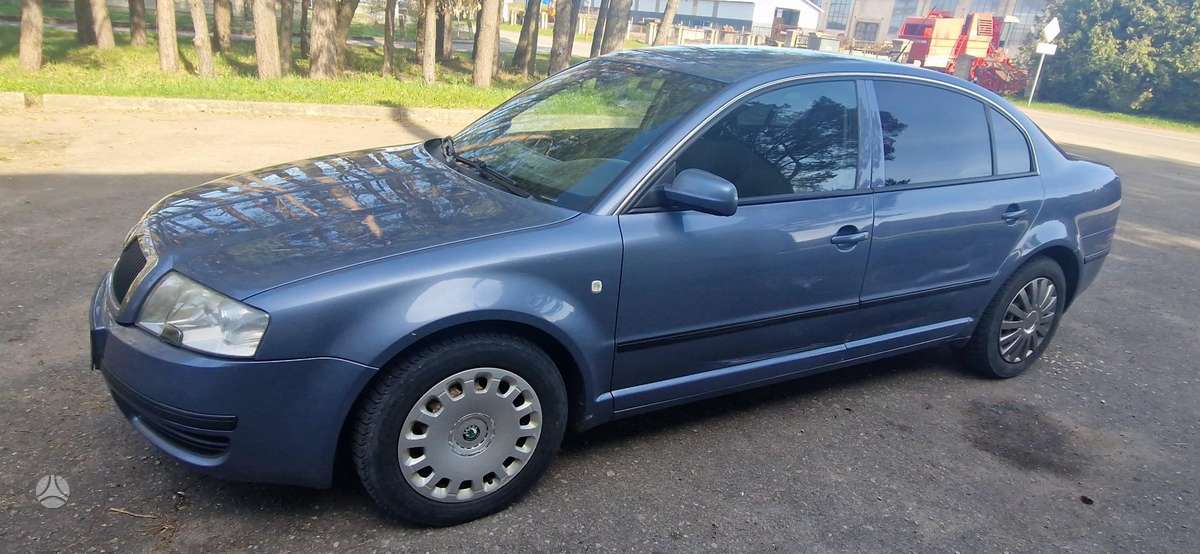 Škoda Superb - 1