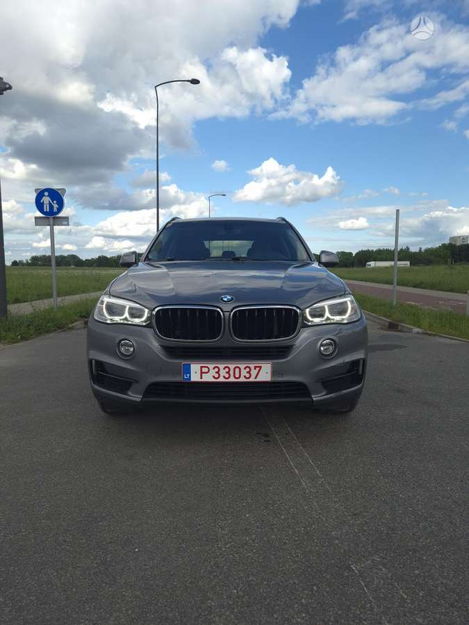 BMW X5, 3.0 l., off-road / crossover