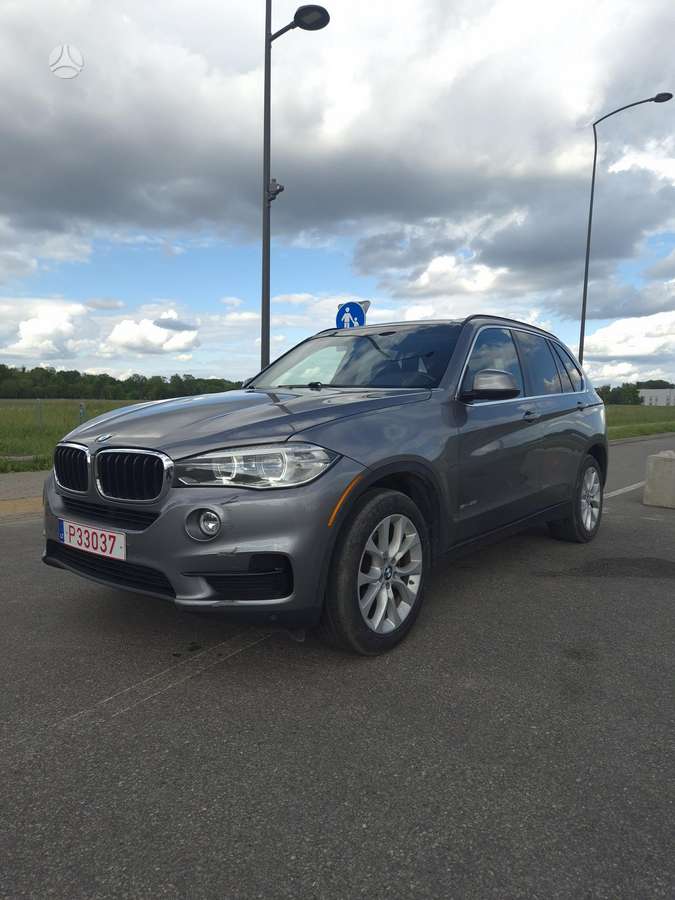 BMW X5, 3.0 l., off-road / crossover