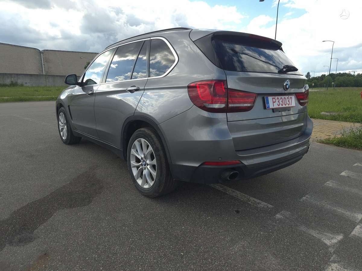 BMW X5, 3.0 l., off-road / crossover