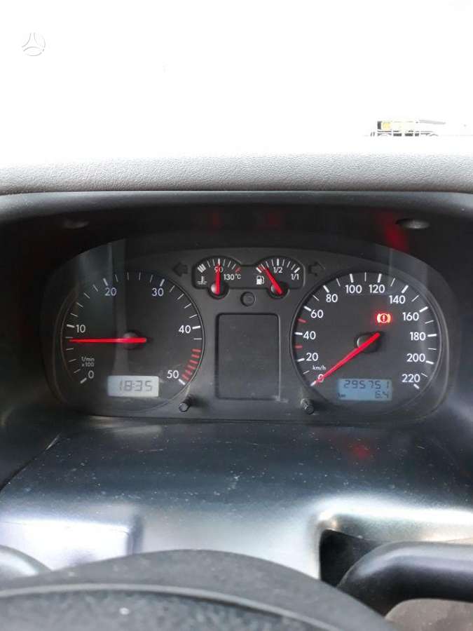 Volkswagen Transporter - 6