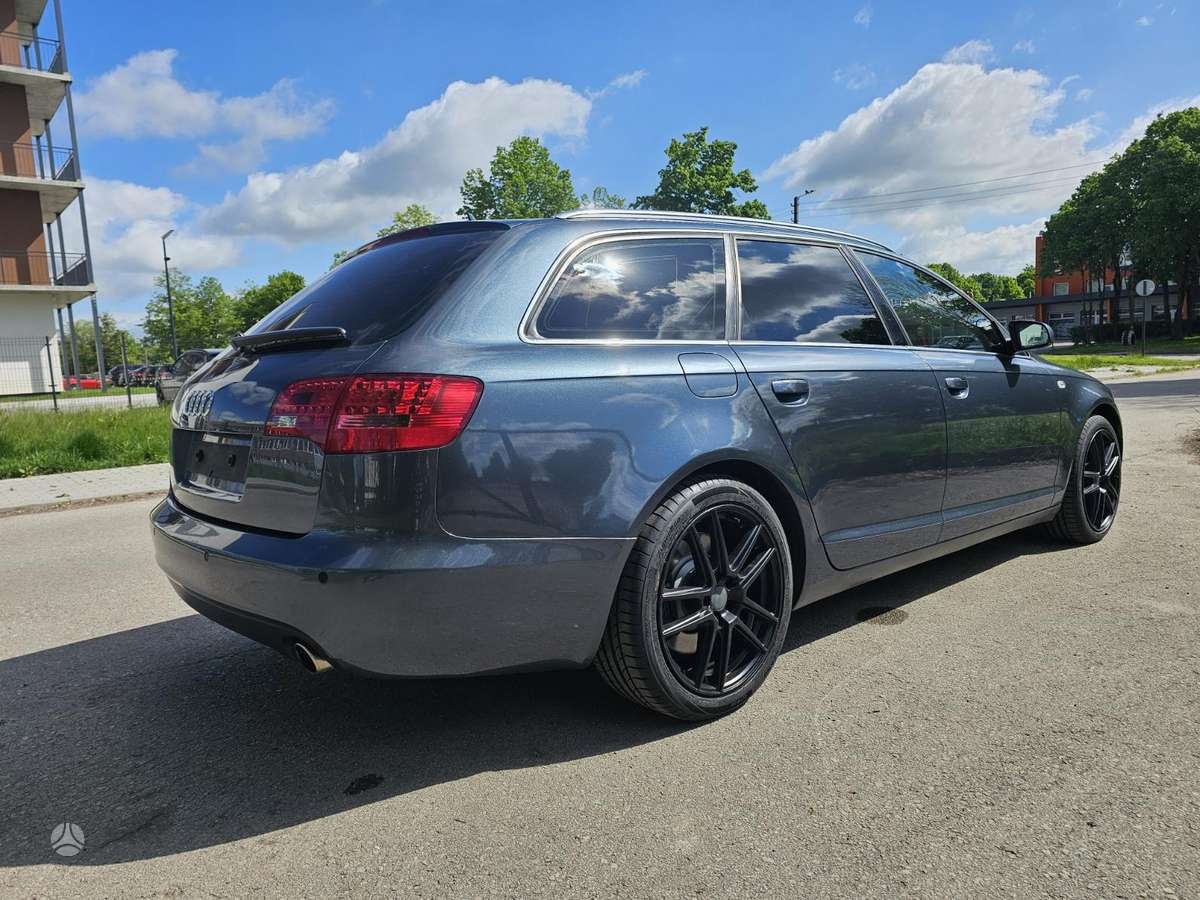 Audi A6, 4.2 l., universalas