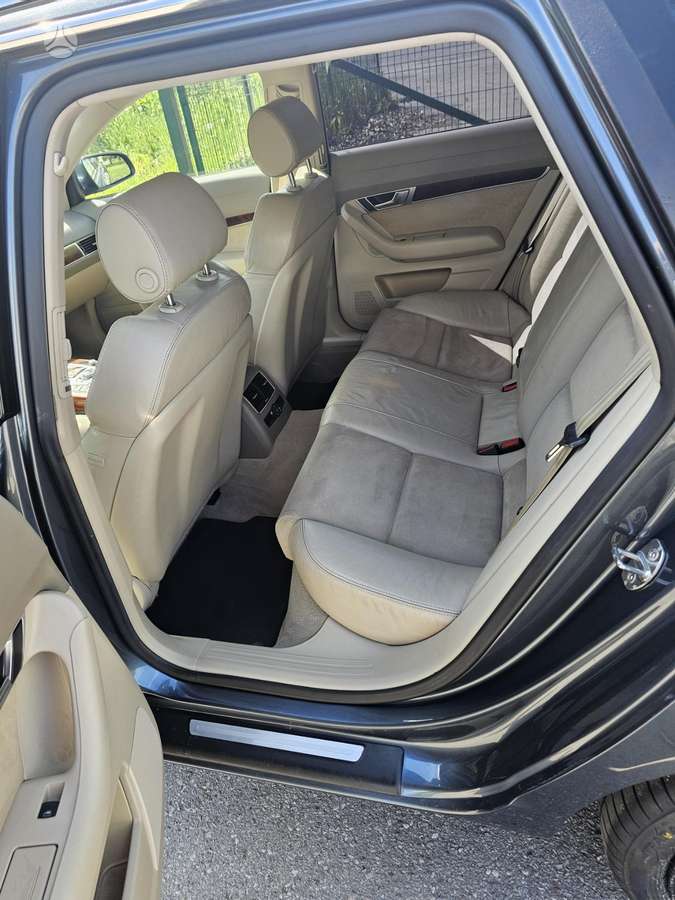 Audi A6, 4.2 l., universalas