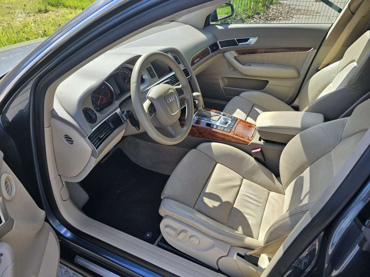 Audi A6, 4.2 l., universalas