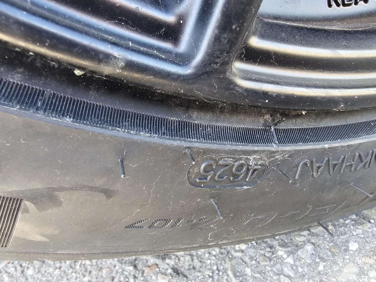 Audi A6, 4.2 l., universalas